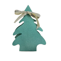 Sapin de Noël garni de...